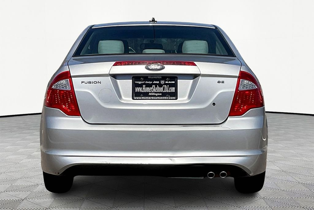 Used 2011 Ford Fusion SE w/ 201A Rapid Spec Order Code image 4