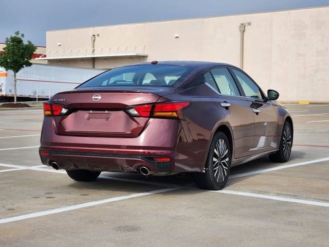 Used 2023 Nissan Altima 2.5 SV w/ SV Premium Package FWD image 5