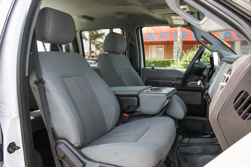 Used 2016 Ford F450 XLT AWD/4WD image 33