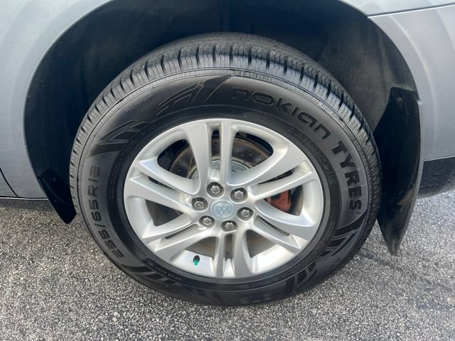 Used 2018 Buick Enclave Essence AWD/4WD image 13