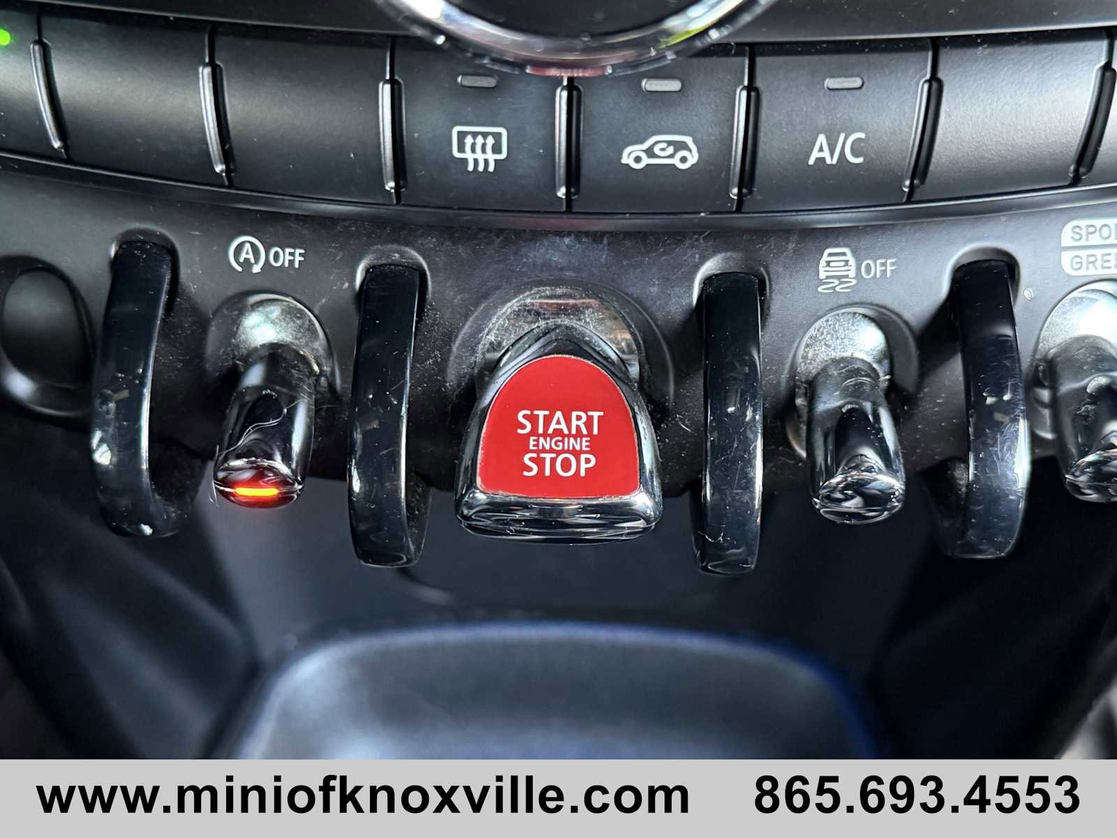 Used 2019 MINI Cooper S w/ Signature Upholstery Package image 20