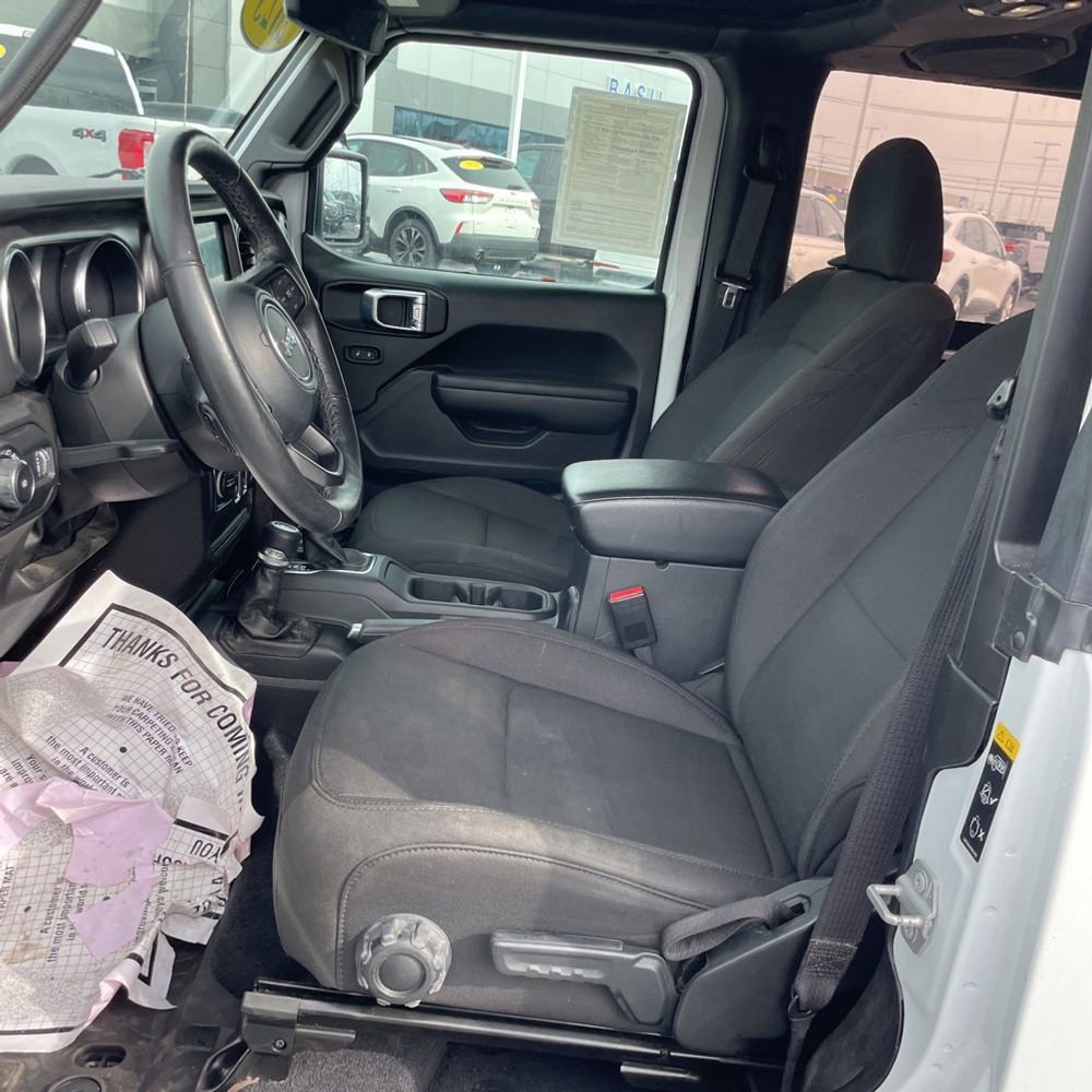 Used 2023 Jeep Wrangler Sport S image 21