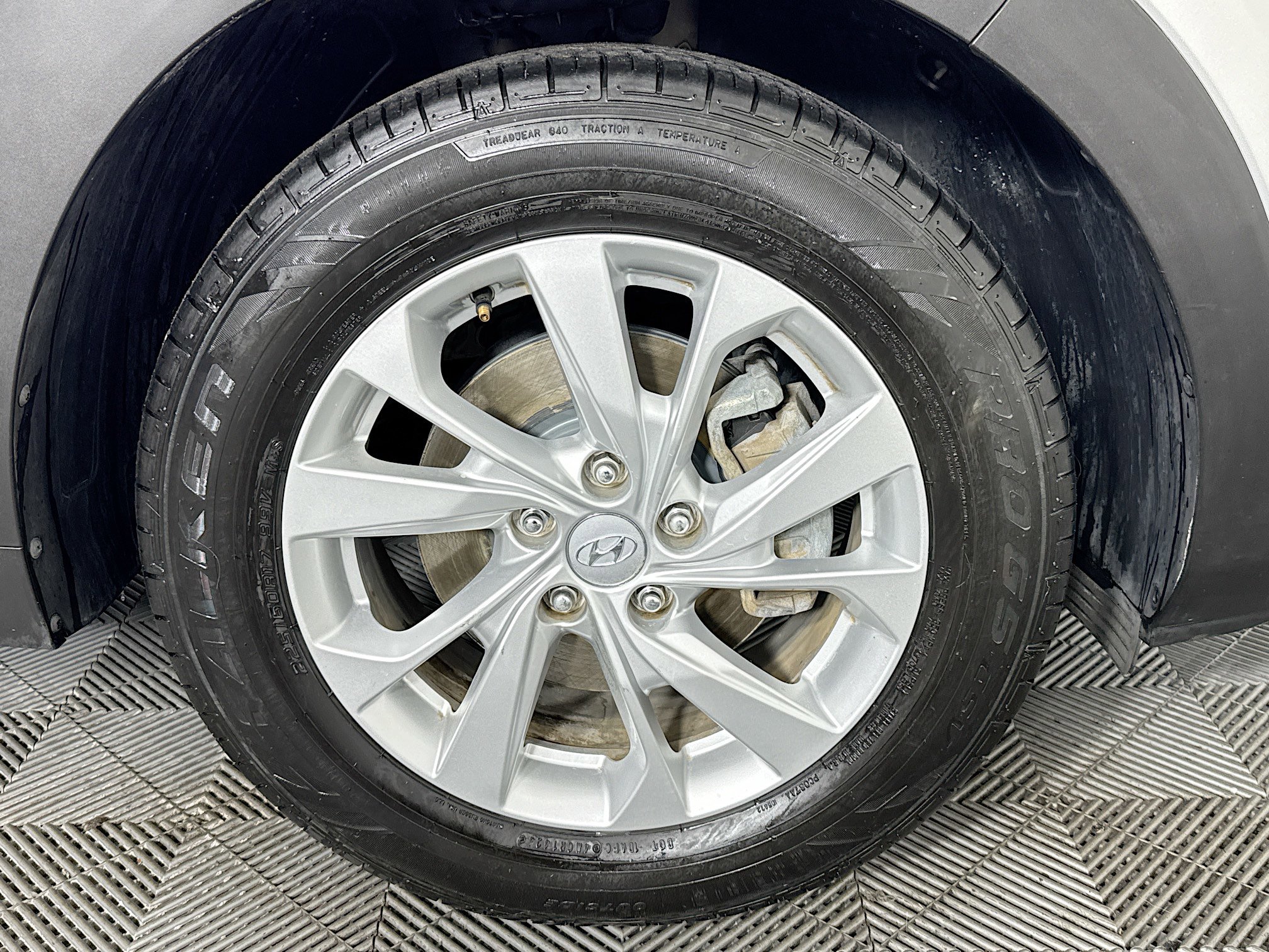 Used 2019 Hyundai Tucson SE image 30