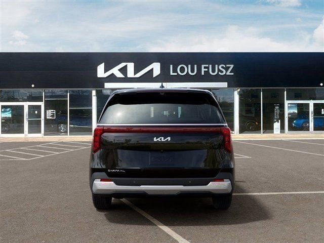 New 2026 Kia Carnival EX FWD image 5