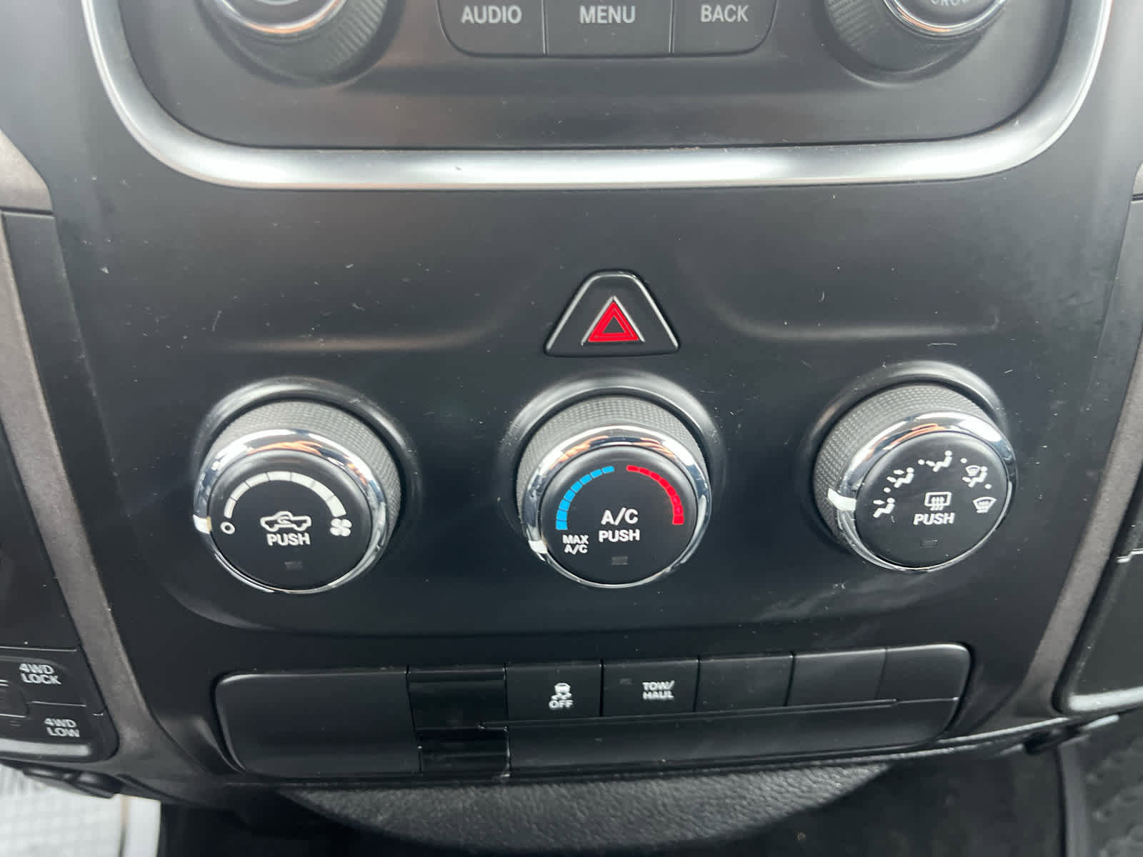 Used 2018 RAM 1500 Express image 18