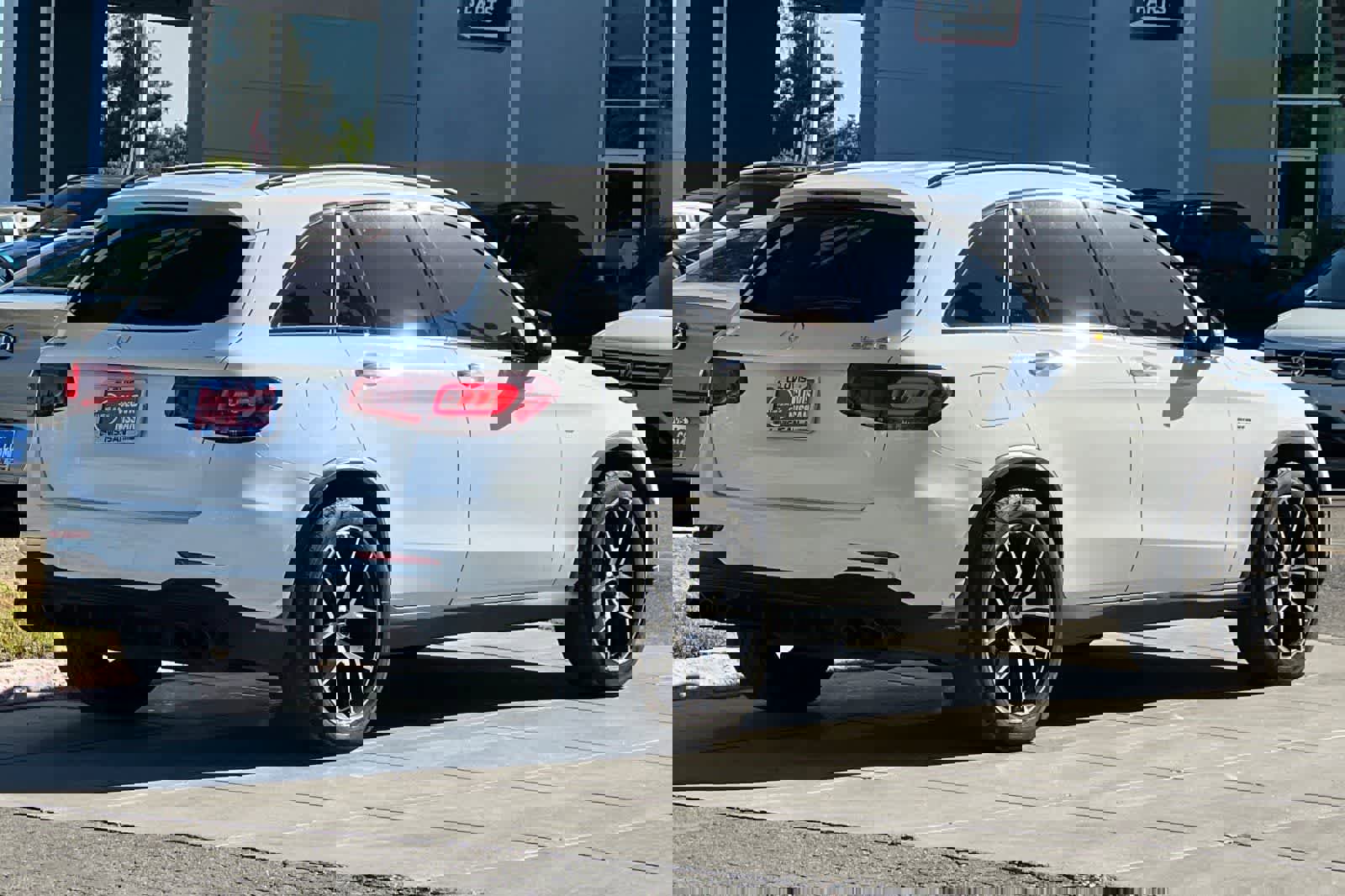 Used 2022 Mercedes-Benz GLC 43 AMG 4MATIC image 3