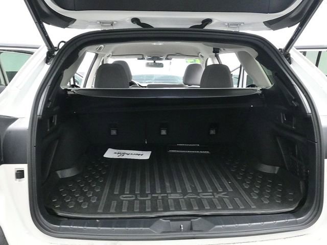 Used 2024 Subaru Outback Premium image 13