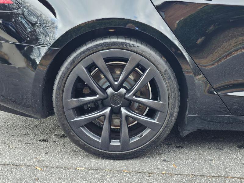 Used 2022 Tesla Model S Plaid image 6