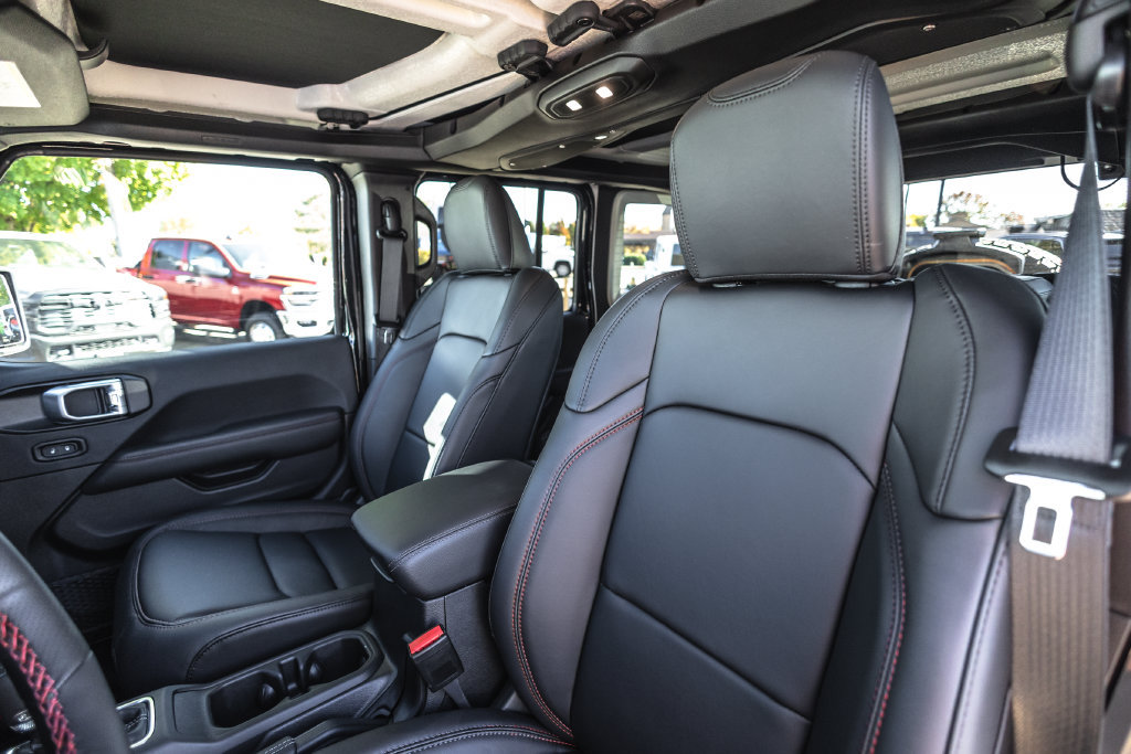 Used 2026 Jeep Wrangler Unlimited Rubicon 392 w/ Quick Order Package 27X Moab AWD/4WD image 20