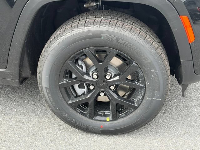 New 2026 Jeep Grand Cherokee Altitude AWD/4WD image 11