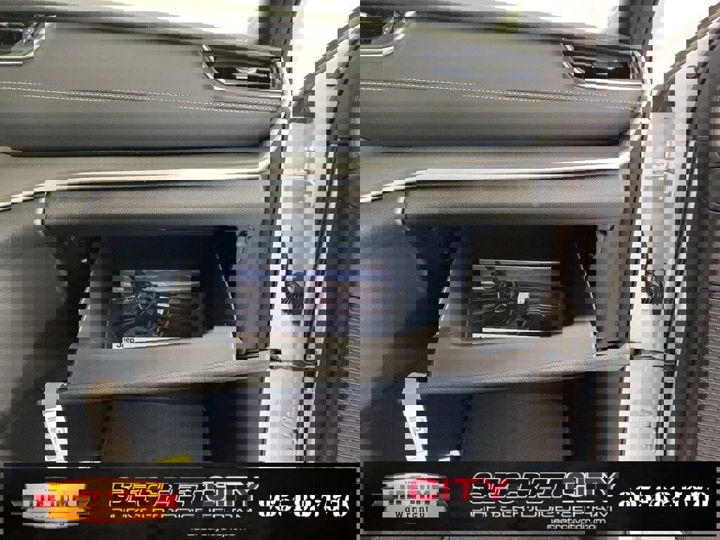 New 2026 Jeep Grand Cherokee Laredo X image 33