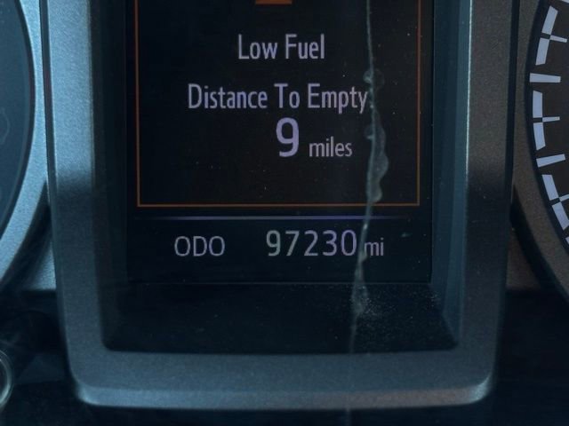 Used 2017 Toyota Tacoma TRD Off-Road image 30