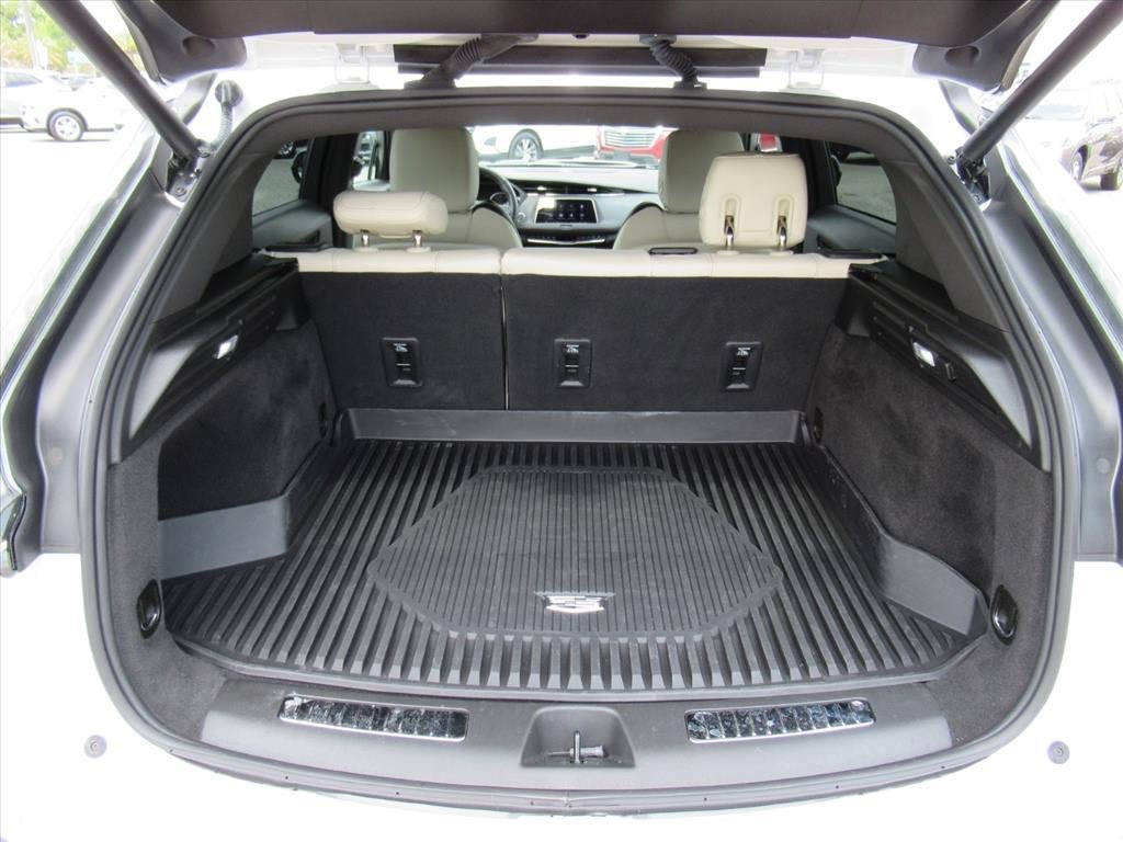 Used 2023 Cadillac XT4 Sport FWD image 33
