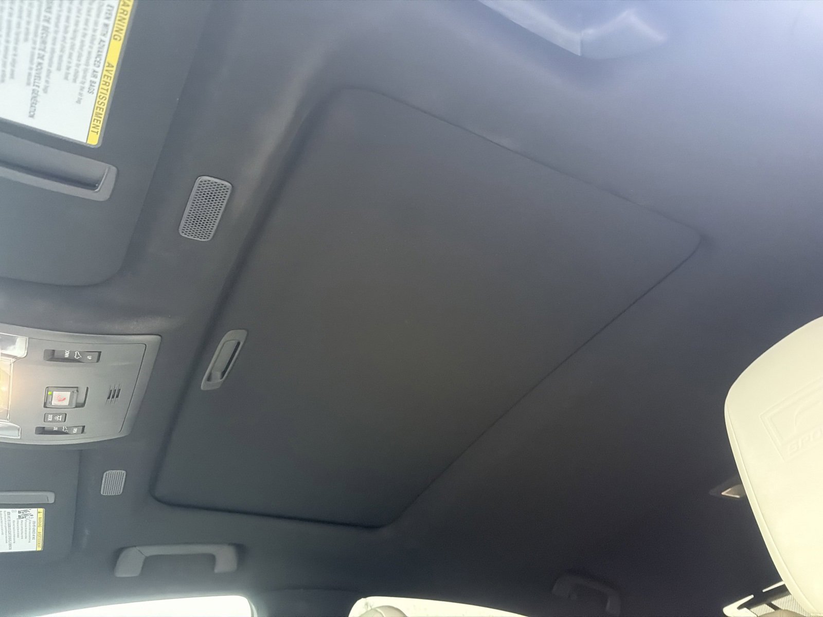 Used 2024 Lexus ES 300h F Sport image 13