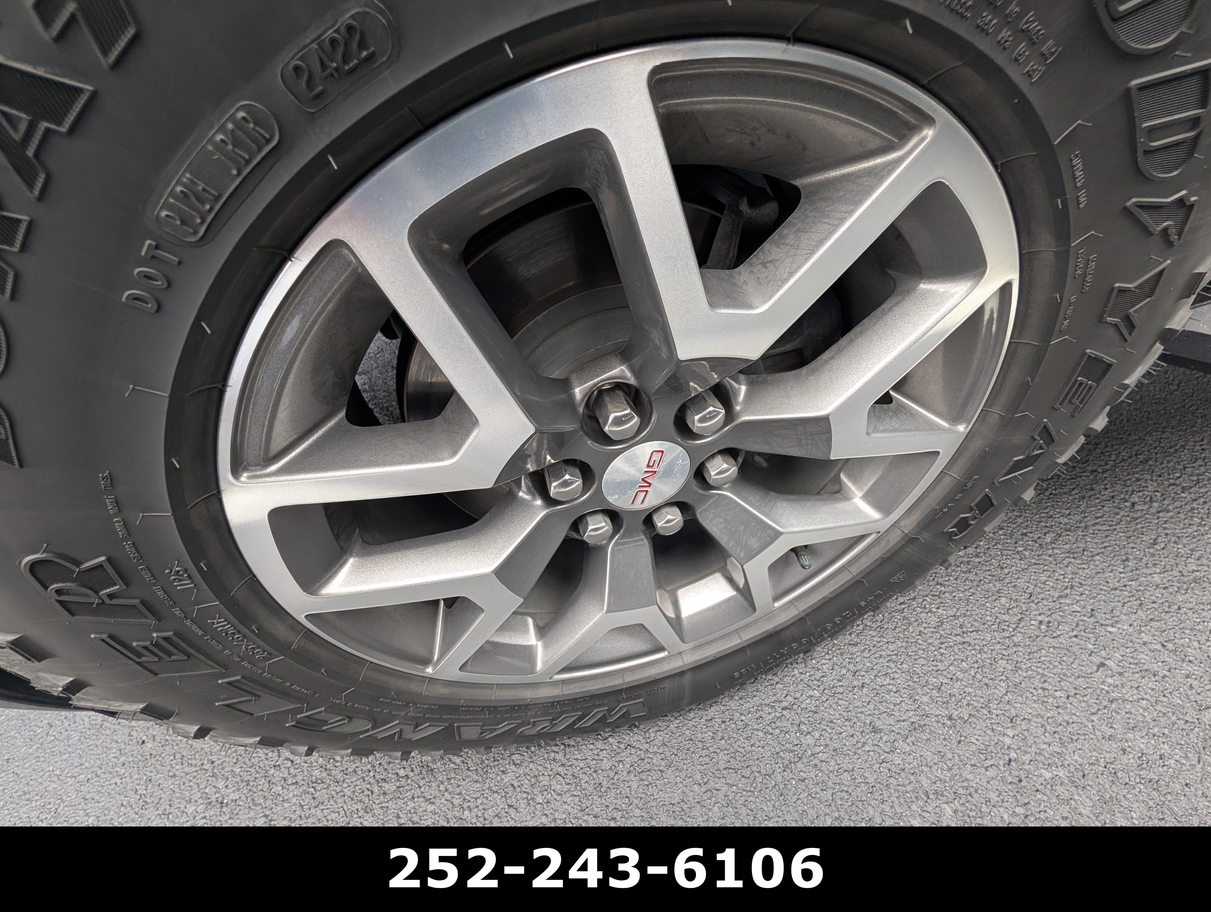 Used 2022 GMC Canyon AT4 w/ Trailering Package AWD/4WD image 9