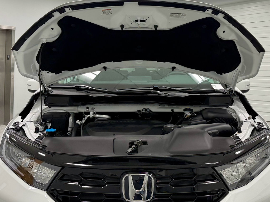 New 2026 Honda Odyssey Touring image 9