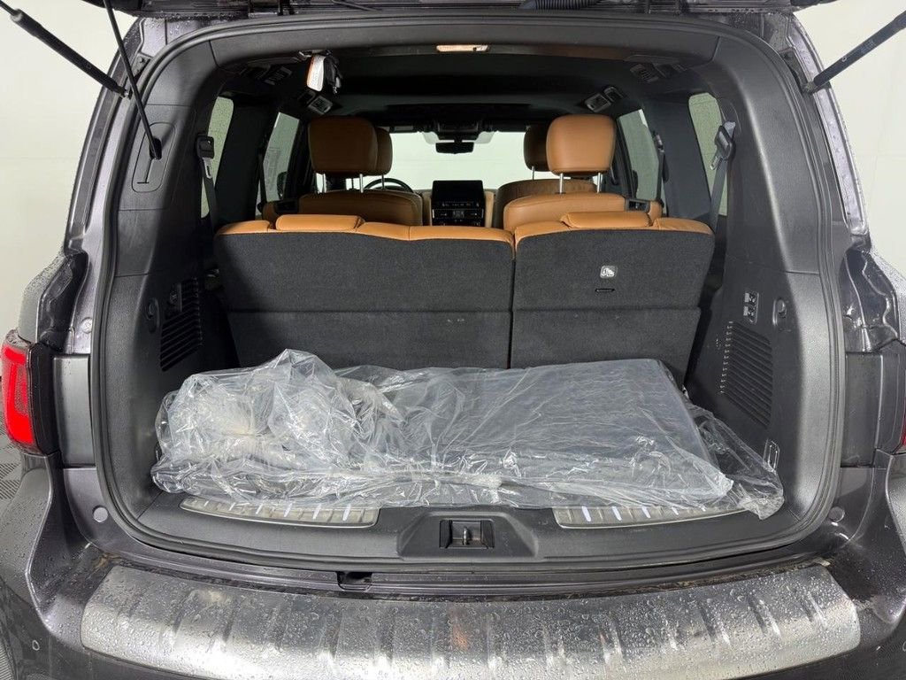 Certified 2024 INFINITI QX80 Sensory image 7