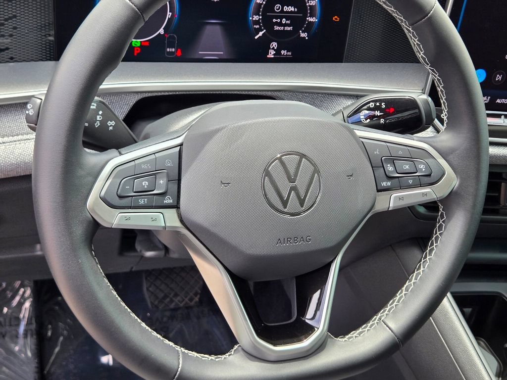 Certified 2025 Volkswagen Tiguan S FWD image 16
