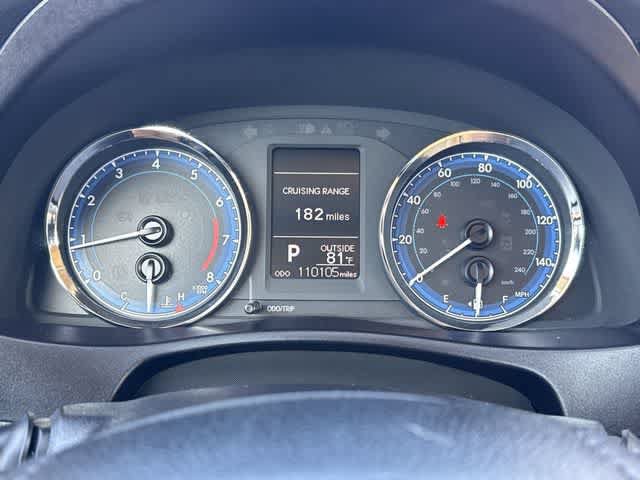 Used 2018 Toyota Corolla LE FWD image 28
