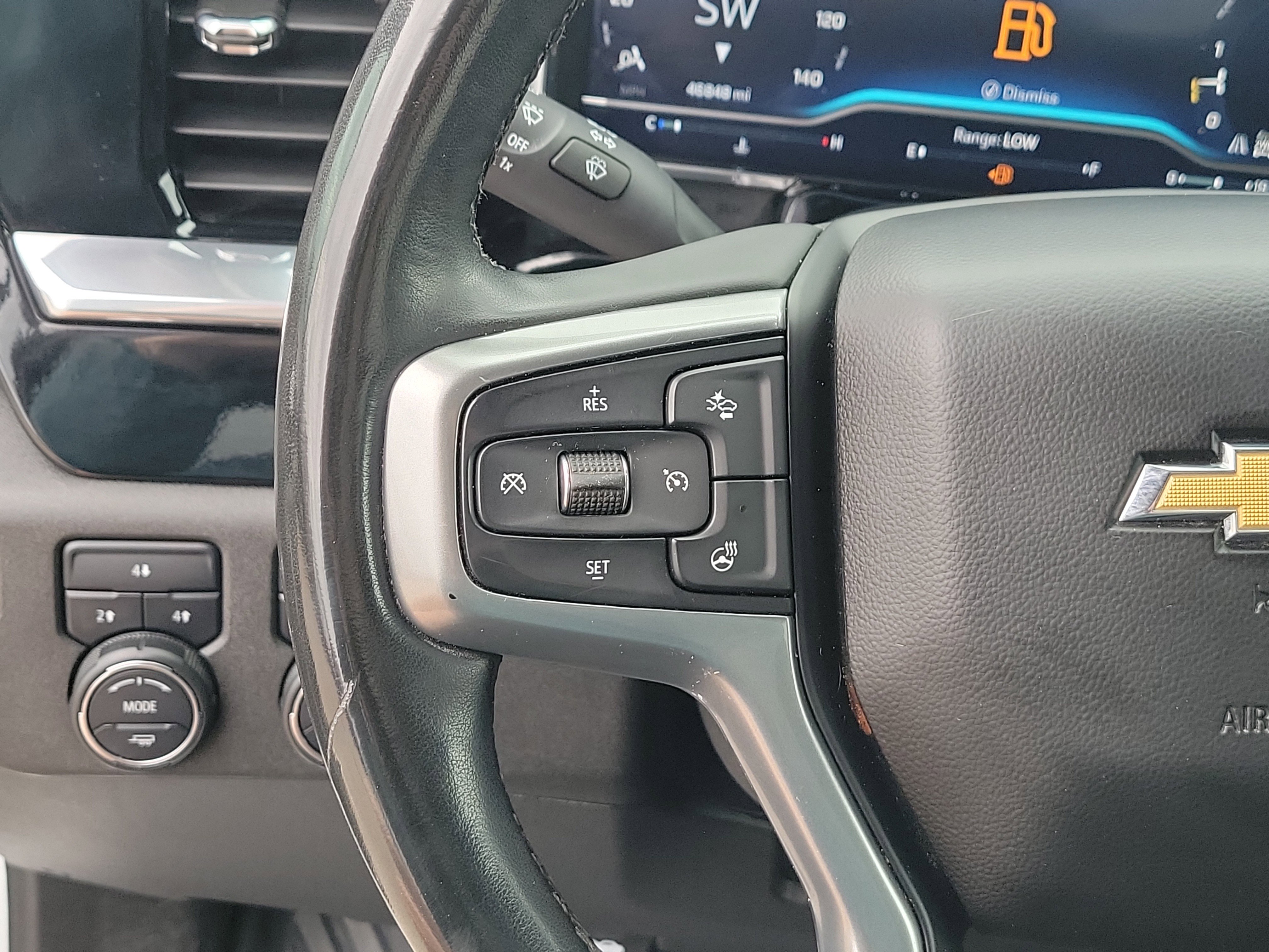 Used 2024 Chevrolet Silverado 2500 LT image 23