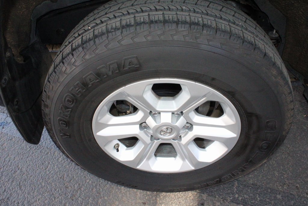 Certified 2019 Toyota 4Runner SR5 Premium image 63