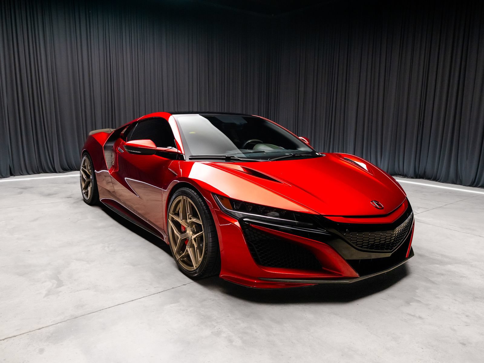 Used 2017 Acura NSX AWD/4WD image 10