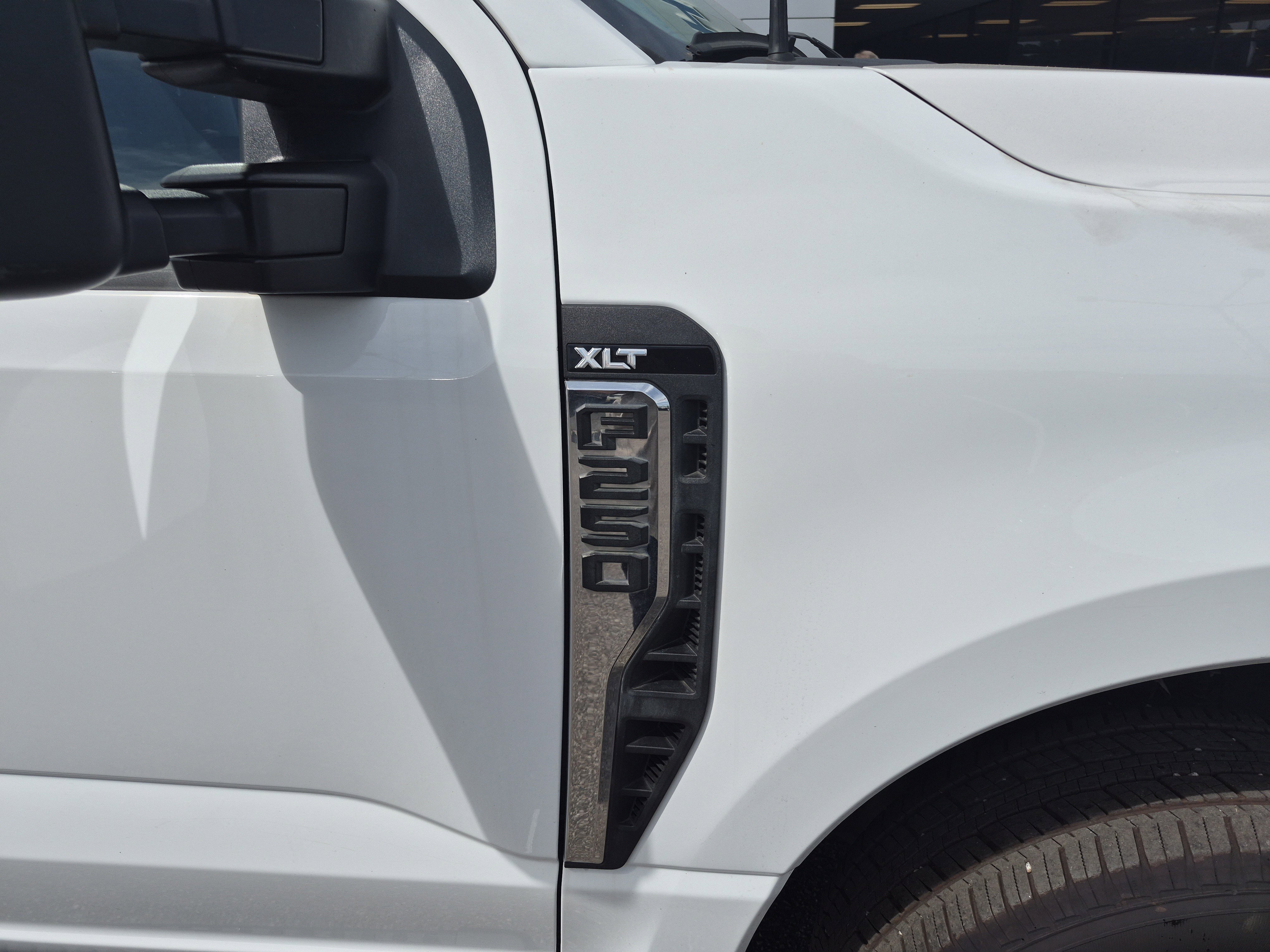Used 2024 Ford F250 XLT image 9