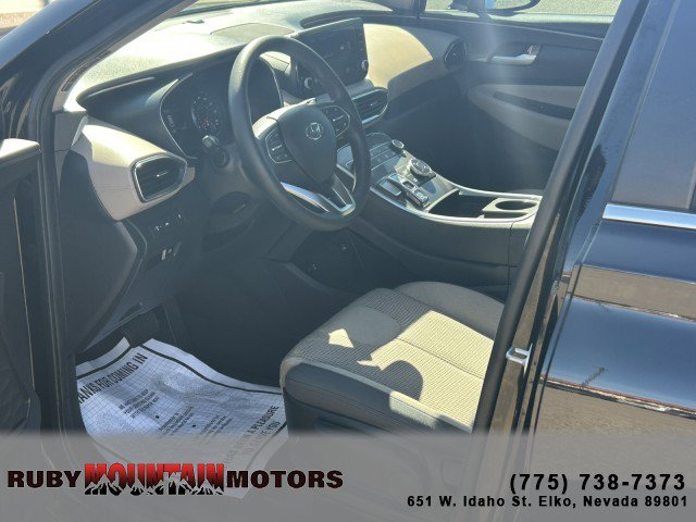 Used 2023 Hyundai Santa Fe SE image 9