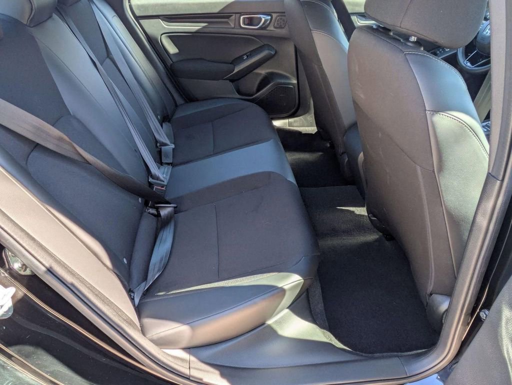 Used 2023 Honda Civic Sport image 27