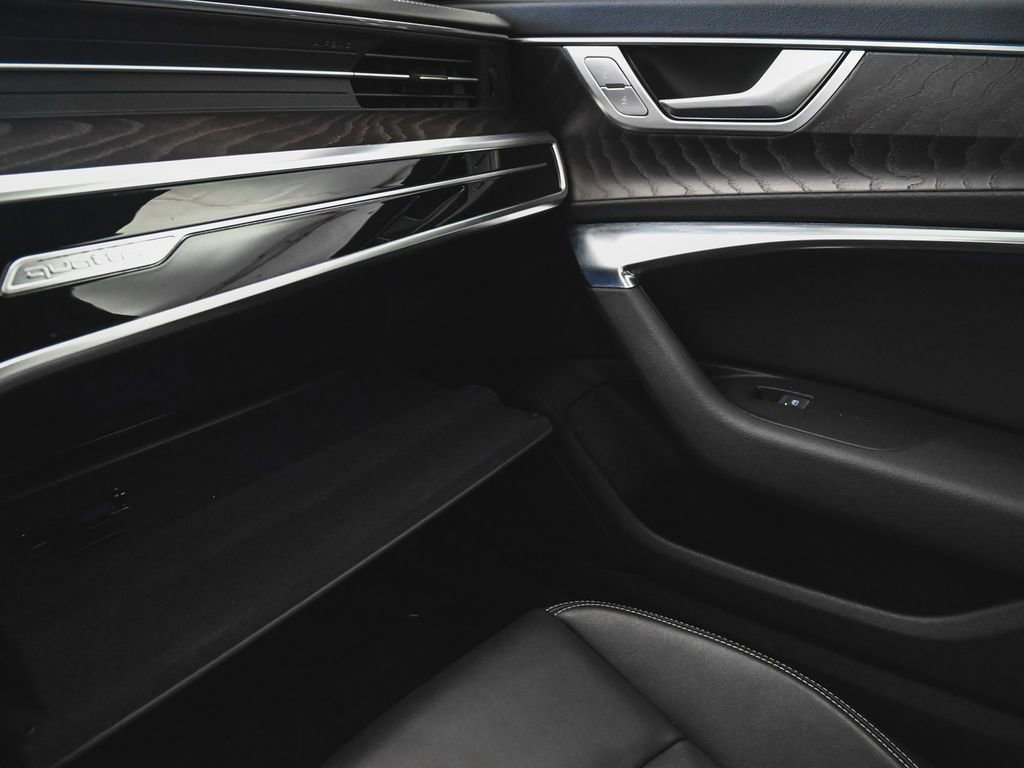 Used 2022 Audi A6 3.0T Premium w/ Convenience Package image 16