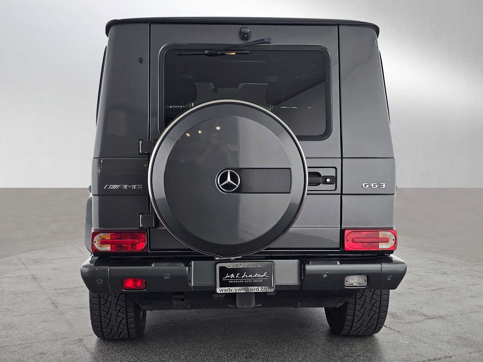 Used 2017 Mercedes-Benz G 63 AMG 4MATIC image 4