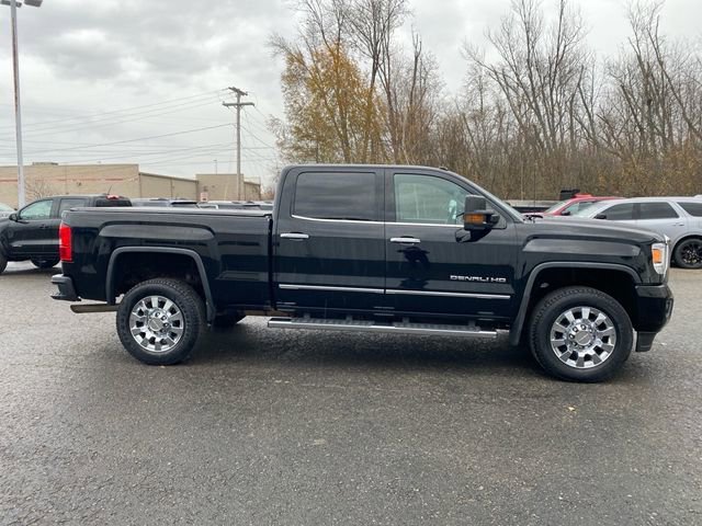 Used 2018 GMC Sierra 2500 Denali w/ Snow Plow Prep Package image 6