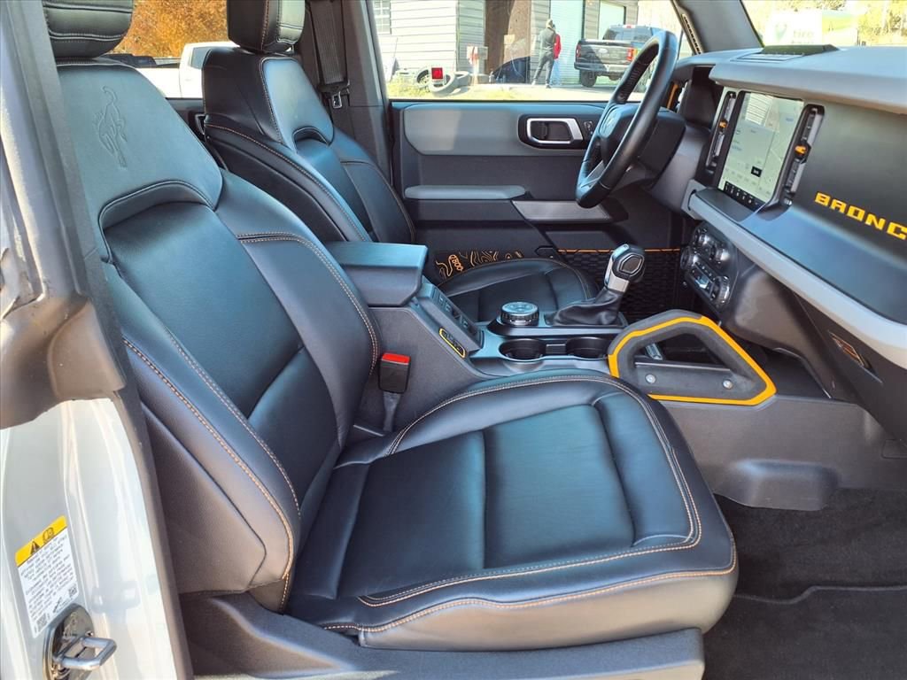 Used 2023 Ford Bronco Badlands w/ Sasquatch Package image 15