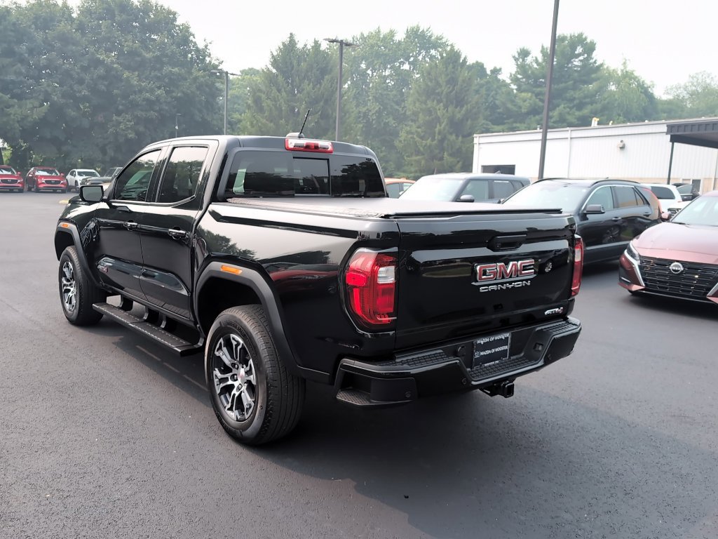 Used 2024 GMC Canyon AT4 w/ AT4 Premium Package AWD/4WD image 13