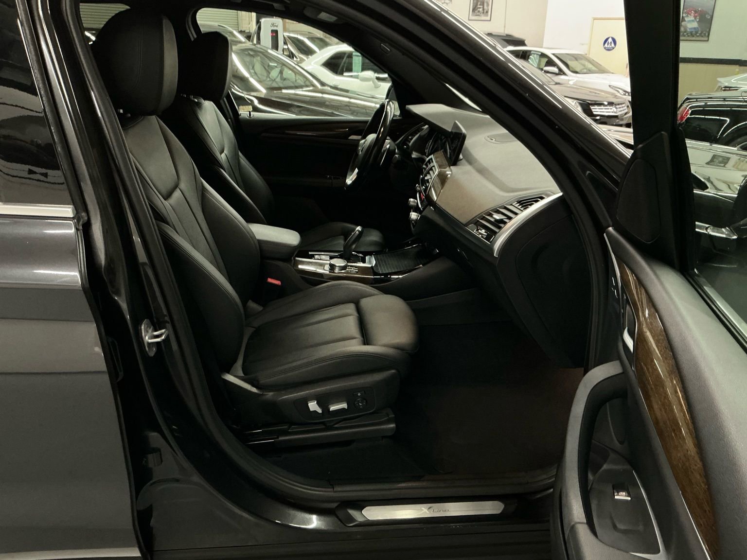 Used 2019 BMW X3 sDrive30i image 12