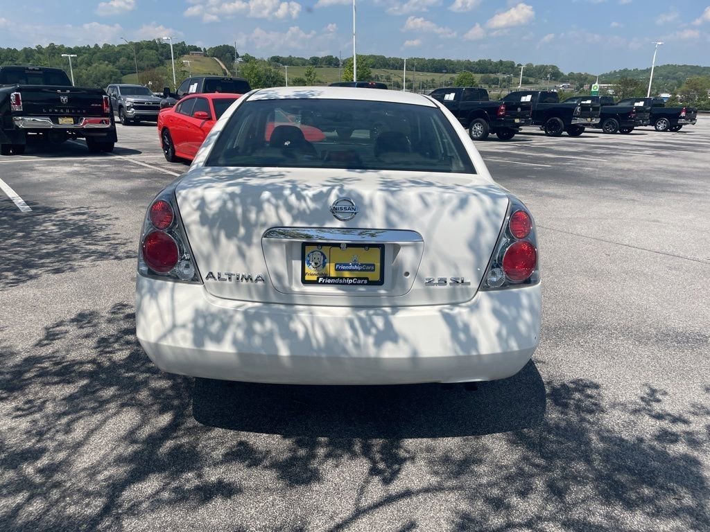 Used 2005 Nissan Altima 2.5 SL w/ (G02) SL Pkg FWD image 4