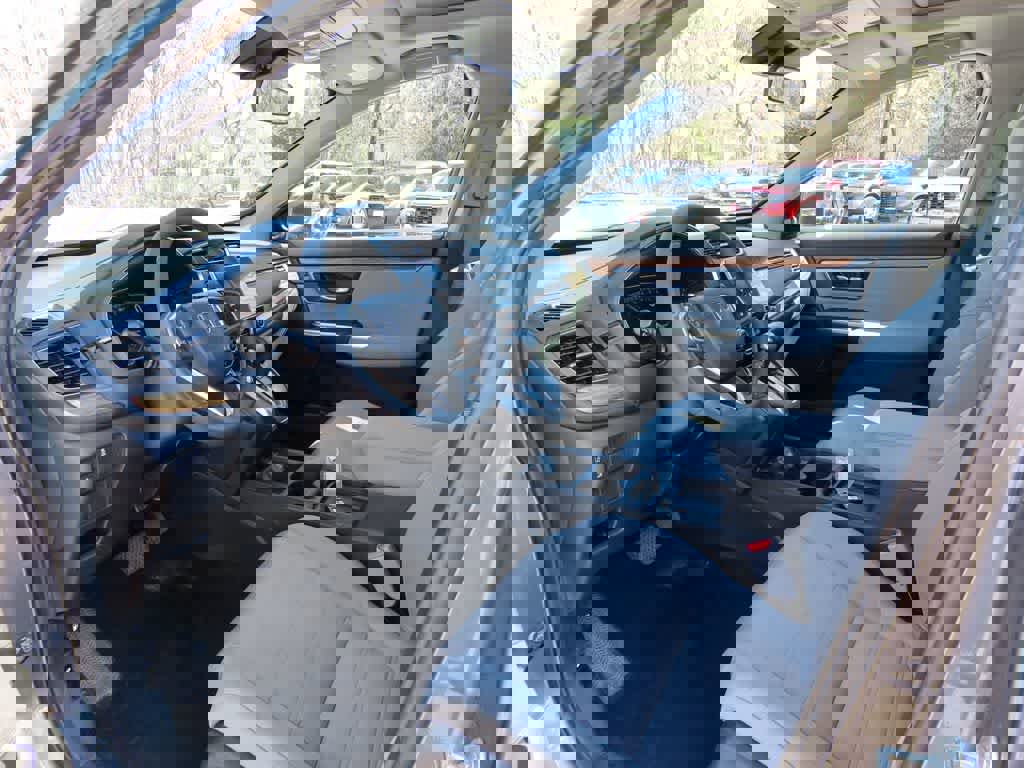 Used 2018 Honda CR-V EX image 2