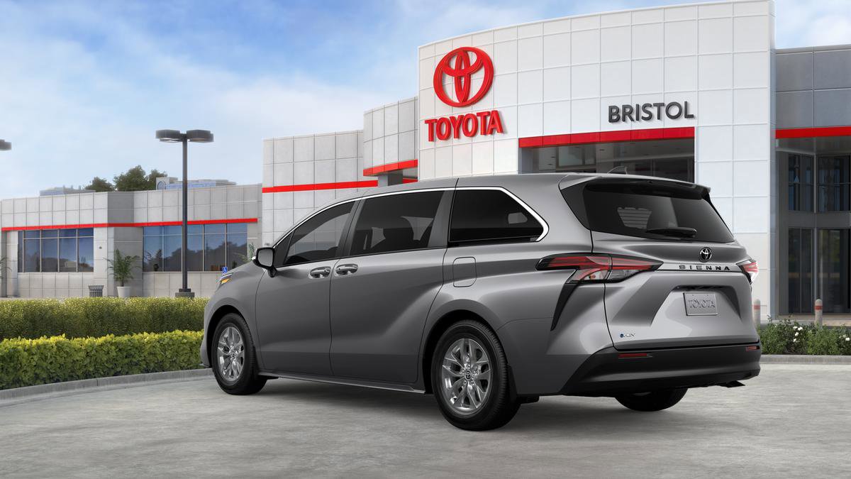 New 2026 Toyota Sienna LE image 37