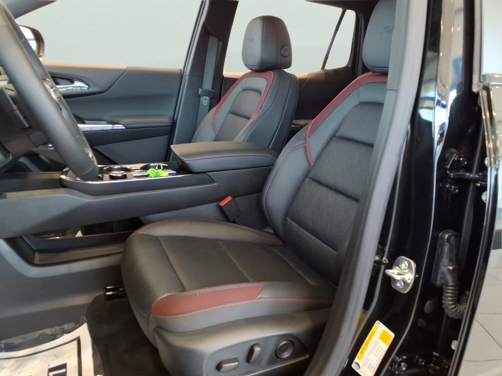 New 2026 Chevrolet Equinox RS w/ Convenience Package III FWD image 18