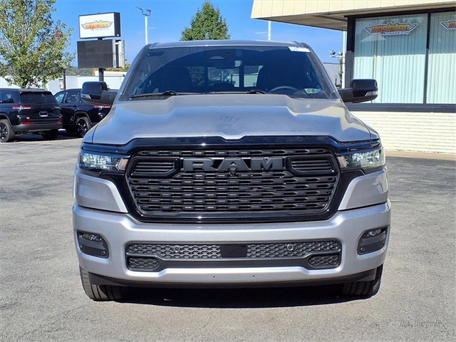 New 2026 RAM 1500 4x4 Crew Cab image 2