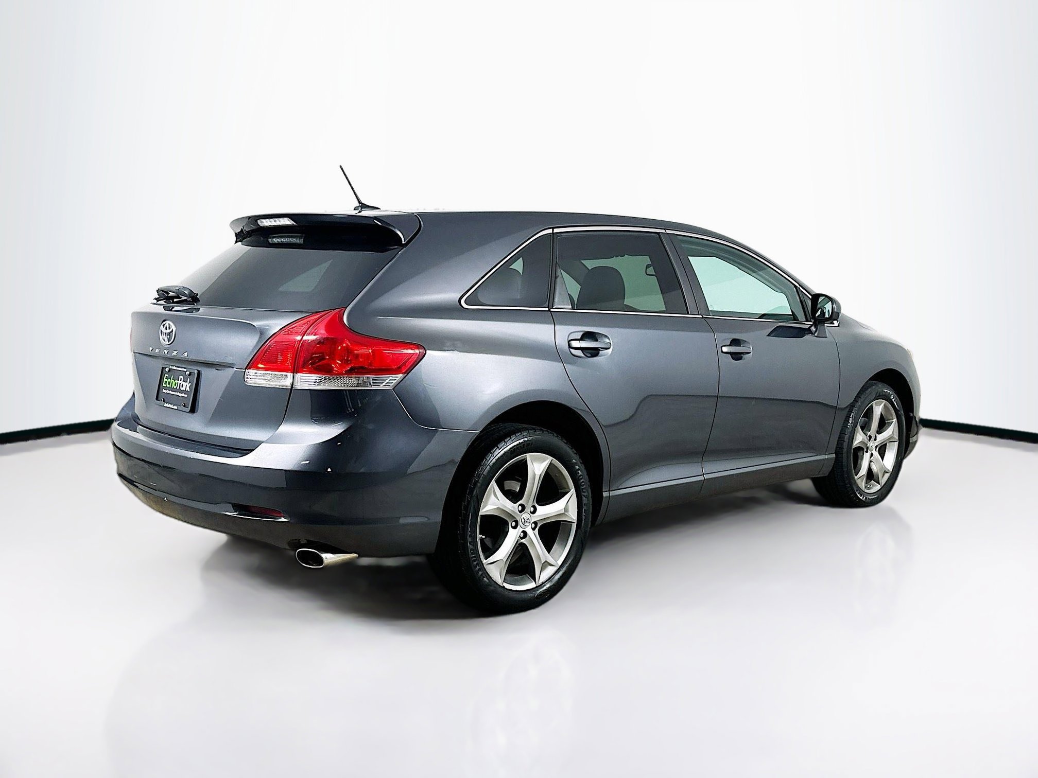 Used 2010 Toyota Venza FWD image 9