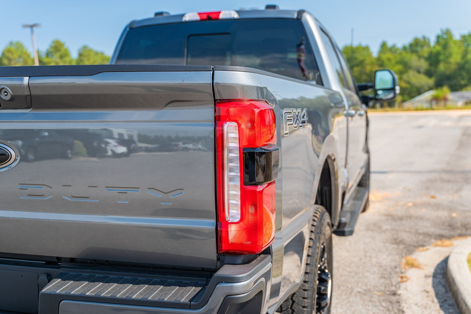 New 2025 Ford F250 Lariat w/ Black Appearance Package image 18