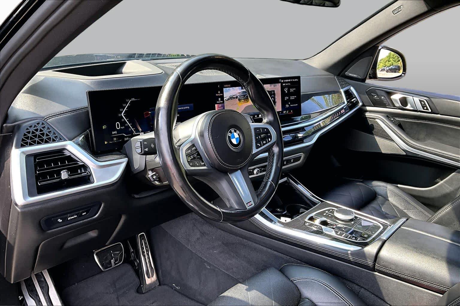 Used 2024 BMW X5 xDrive40i w/ M Sport Package AWD/4WD image 17