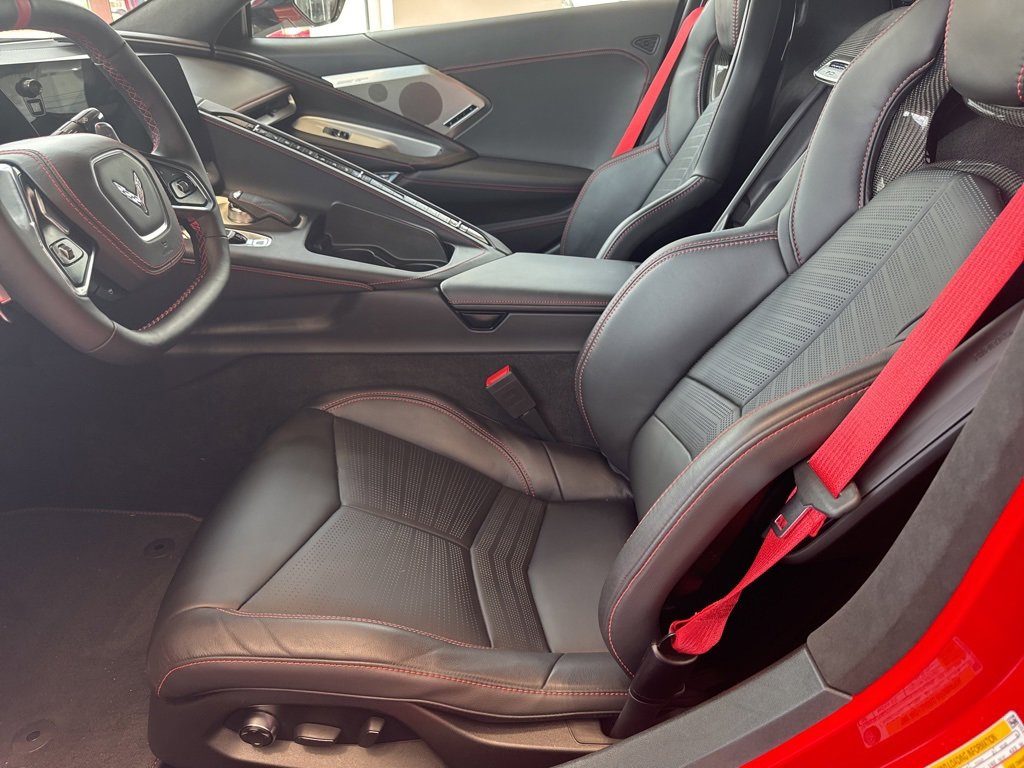 Used 2023 Chevrolet Corvette Stingray Premium Cpe w/ Z51 Performance Package image 19