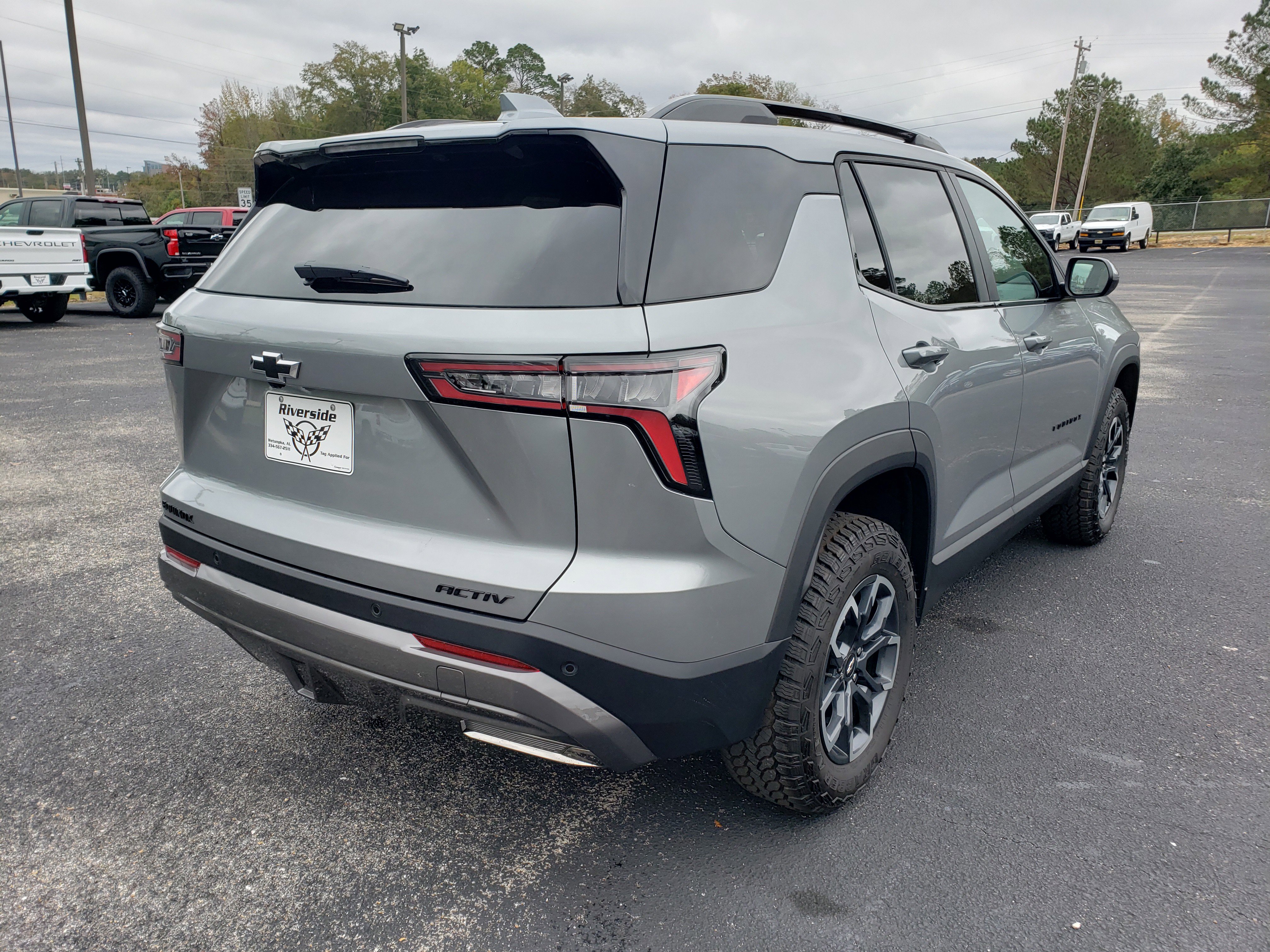 New 2026 Chevrolet Equinox ACTIV image 3