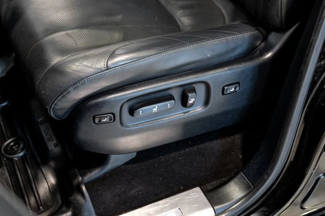 Used 2021 Lexus LX 570 4WD w/ Luxury Package image 31