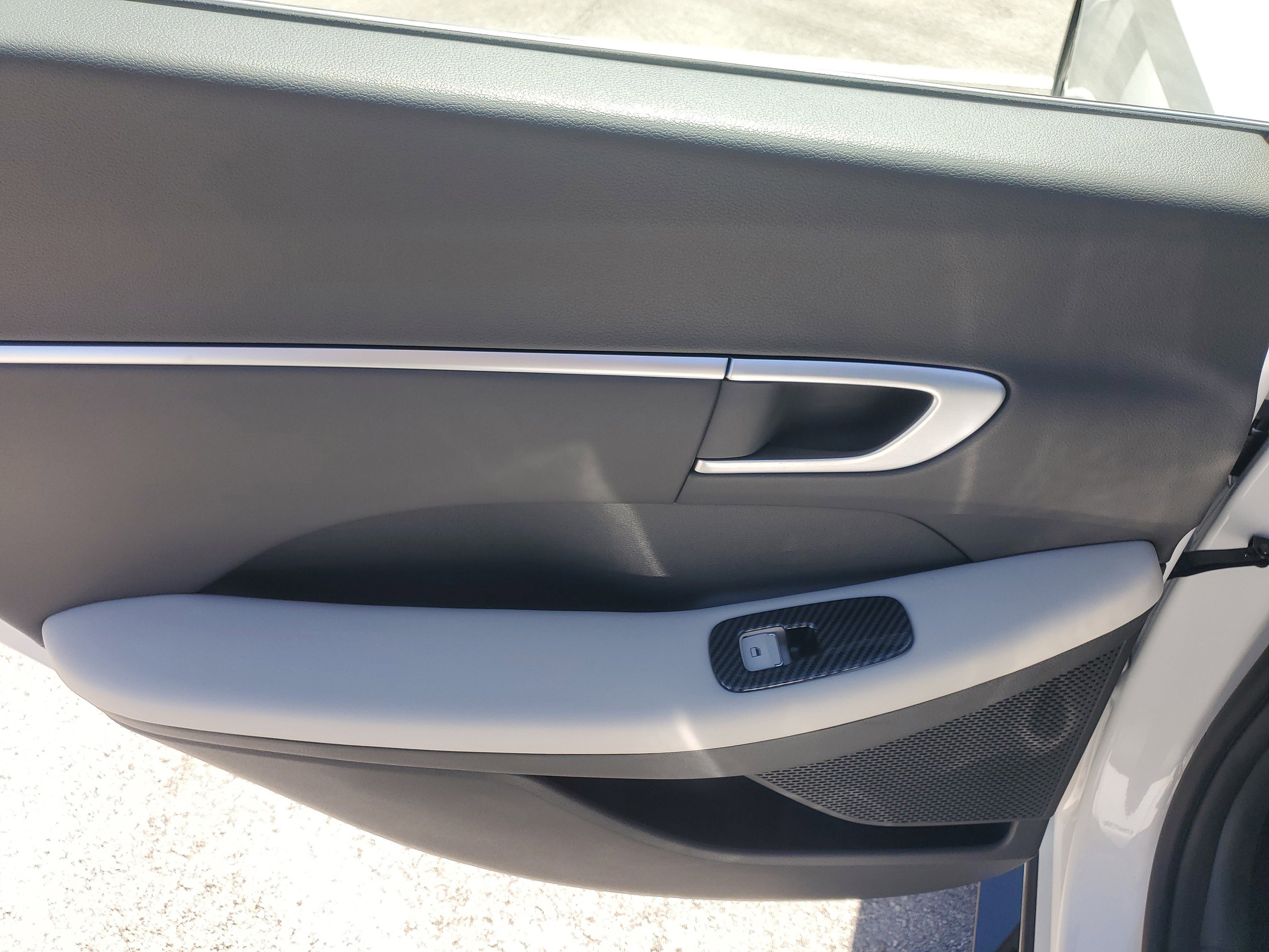 Used 2026 Hyundai Sonata SEL FWD image 14