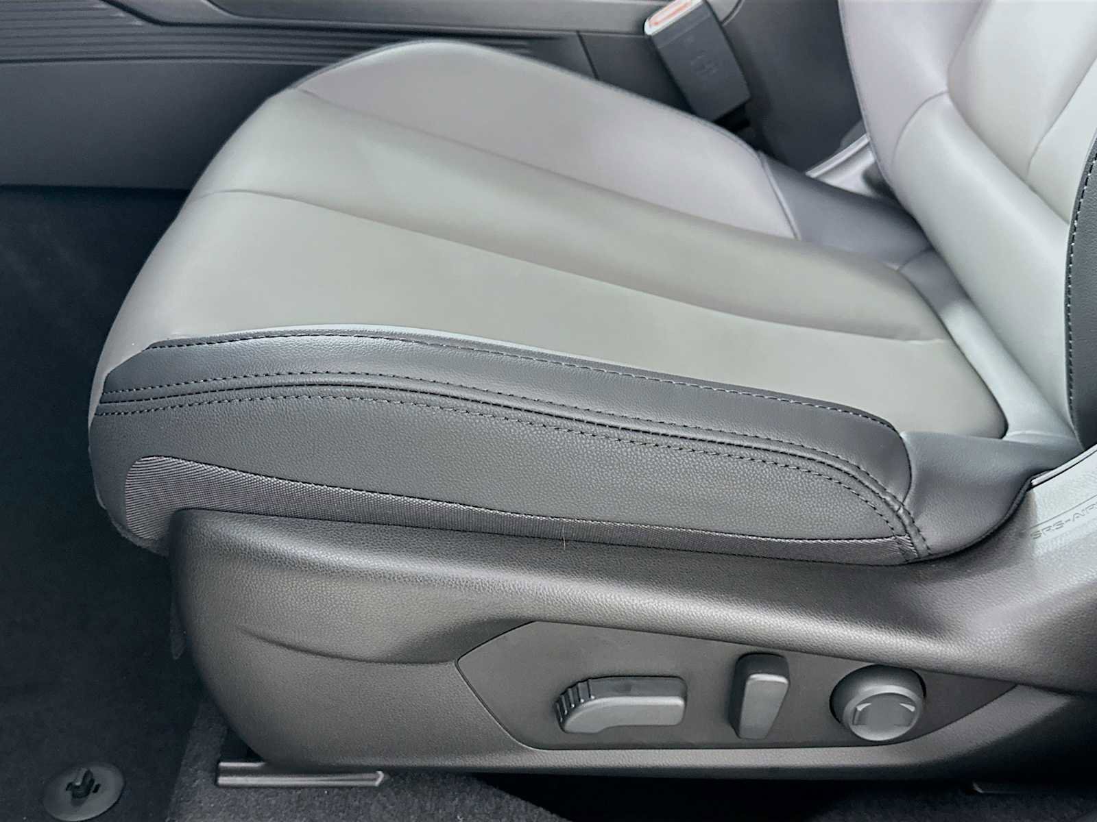 New 2026 Subaru Outback Premium image 18