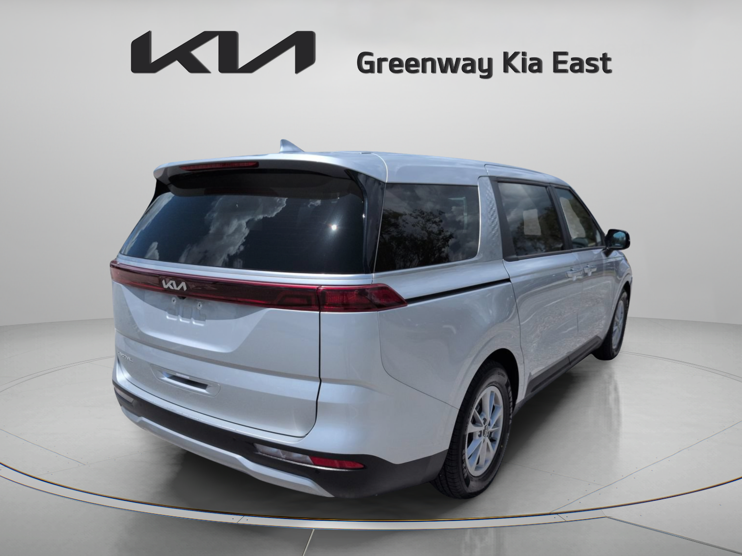 Used 2023 Kia Carnival LX FWD image 6
