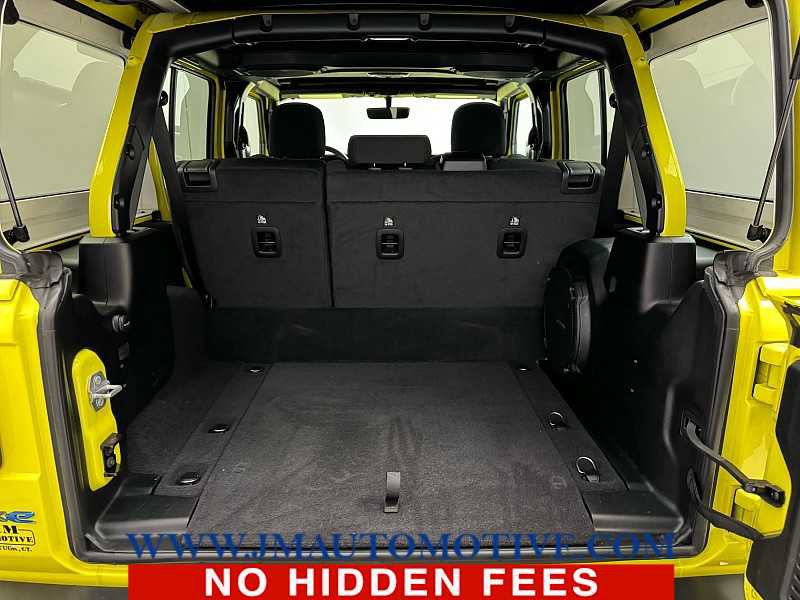 Used 2023 Jeep Wrangler Unlimited w/ Sun & Screen Package AWD/4WD image 18